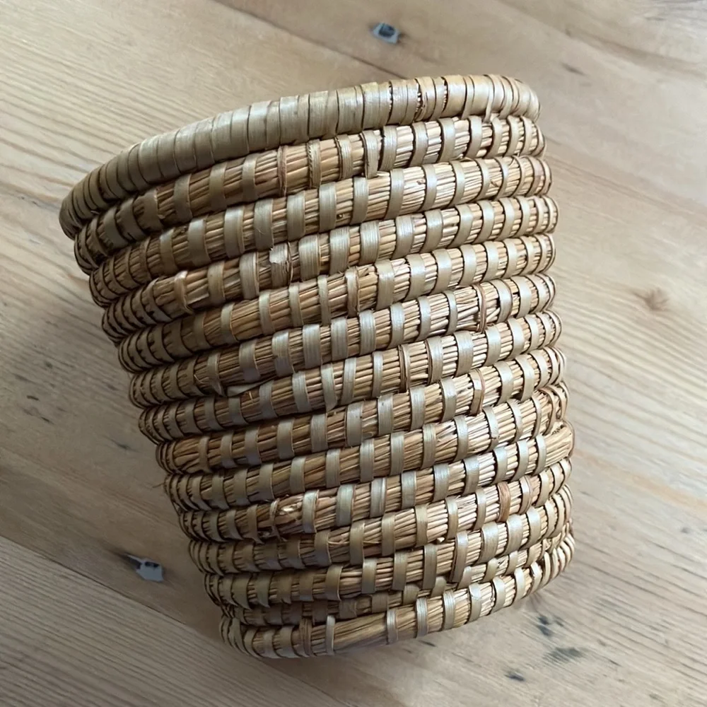 Vintage Handwoven 6”x6” Spiral Grass Basket